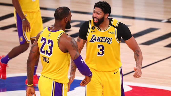 anthony-davis-lebron-james-lakers-gold